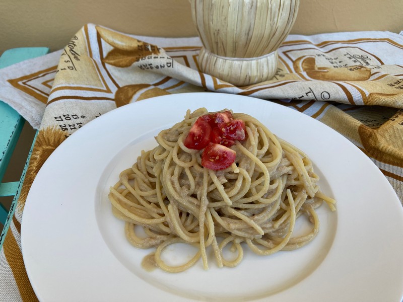 Spaghetti al pesto di tonno 