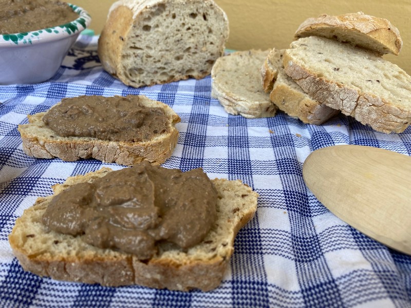 Crostini toscani