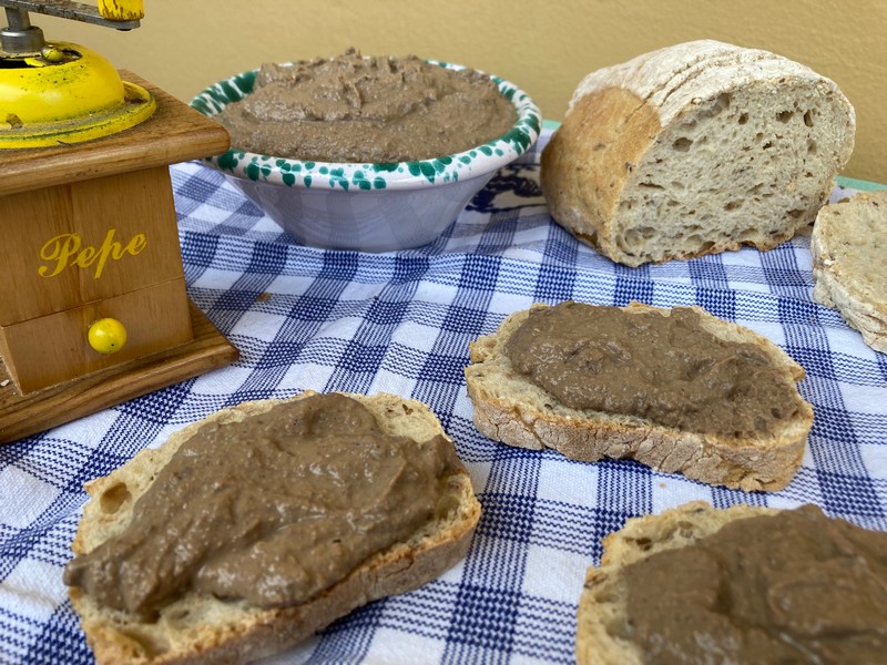 Crostini toscani